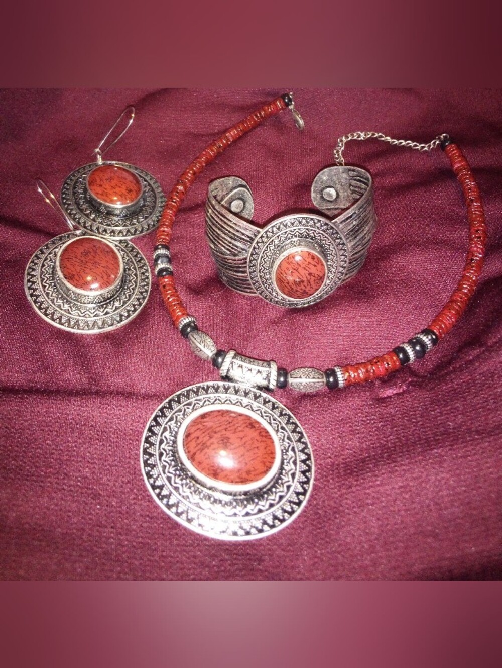 Fabulous Premiere Designs Matching 4 Piece Set Red Spice